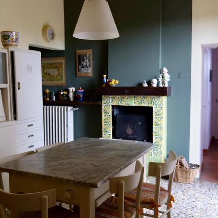 La Casa Di Giulia: Una Pausa In Collina Fubine Exteriör bild
