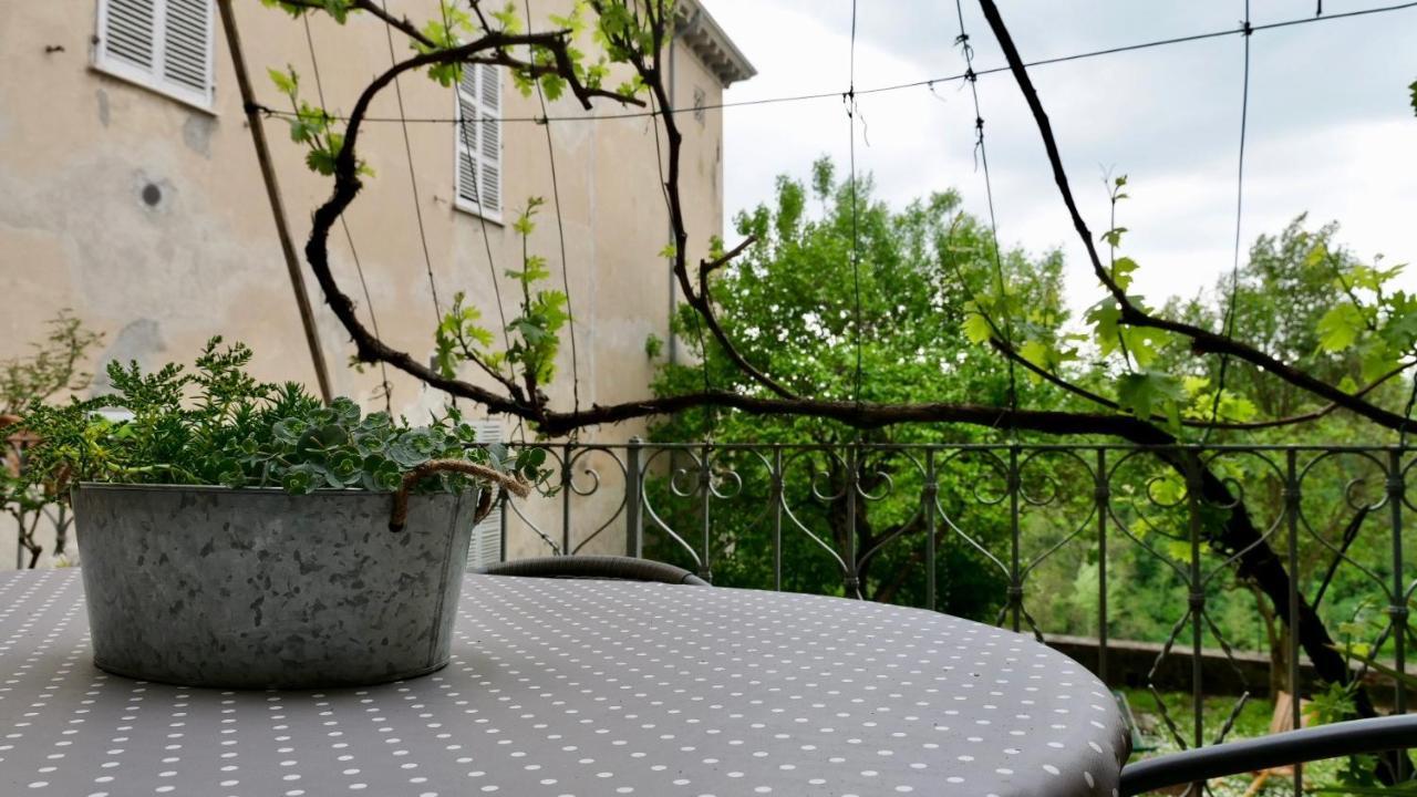 La Casa Di Giulia: Una Pausa In Collina Fubine Exteriör bild